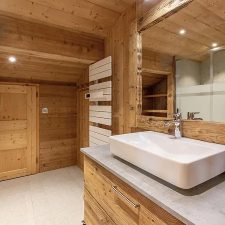 4 Etoiles 13 Pers. A - Grande Terrasse, Garage, Wifi, Arret Skibus A Proximite - Fr-1-437-81 Chalet La Clusaz